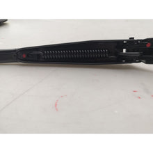 Load image into Gallery viewer, BM5117526BB wiper arm R For Ford Focus D2 12-14
