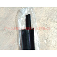 Load image into Gallery viewer, 1S71F20562AL FORD MONDEO MK3 2001-2007 Front Right Door Window Belt Weatherstrip 1349996