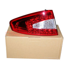 Load image into Gallery viewer, 8S7113405AA Tail light outside L For Ford wins DF 07-10